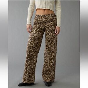 American Eagle Stretch Leopard Low-Rise Baggy Wide-Leg Jeans AE pants animal